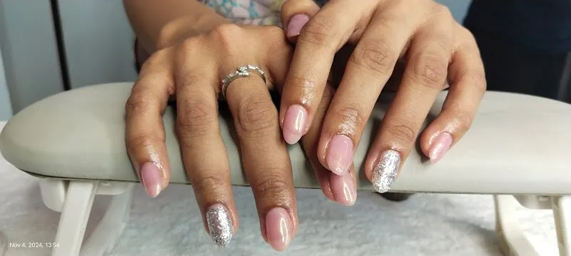 SMART & PRETTY Family Salon
