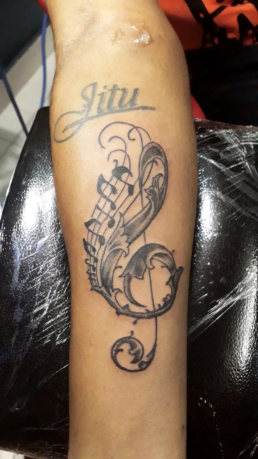 THE DREAM TATTOO STUDIO