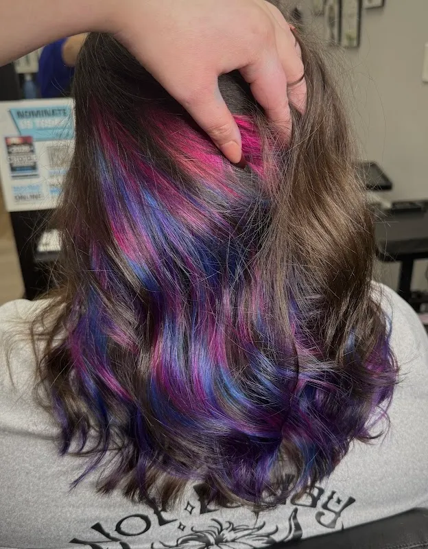 Lux Salon