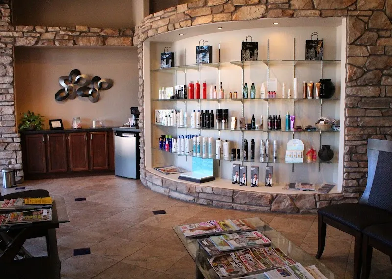 Studio 480 The Salon