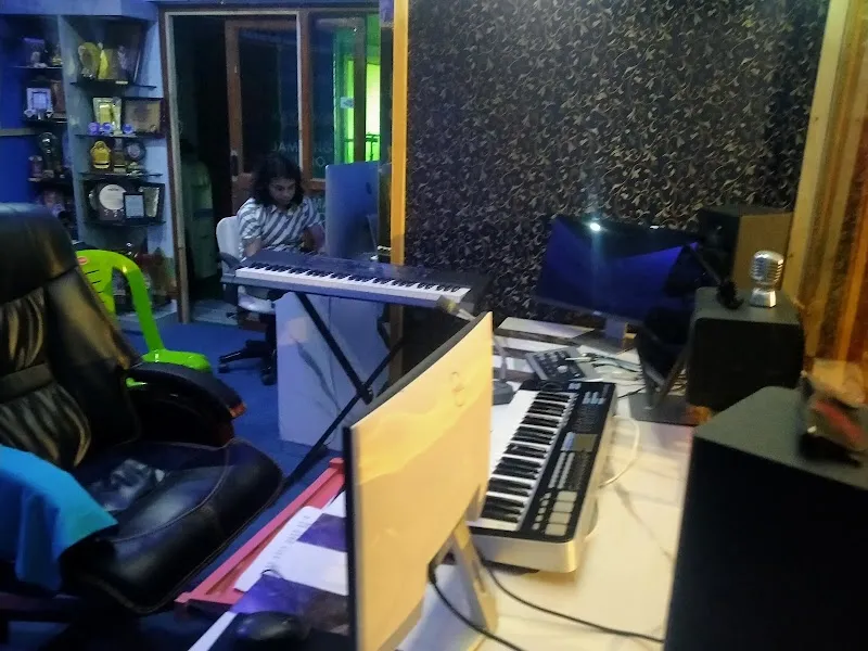 OM VMM Recording & Chroma Studio