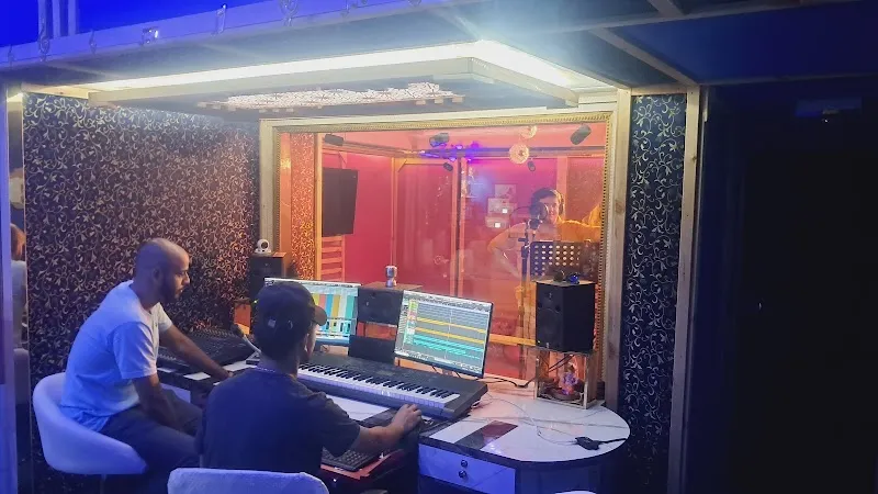 OM VMM Recording & Chroma Studio