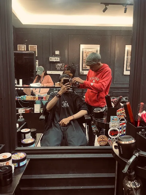 MK HAIR STUDIO