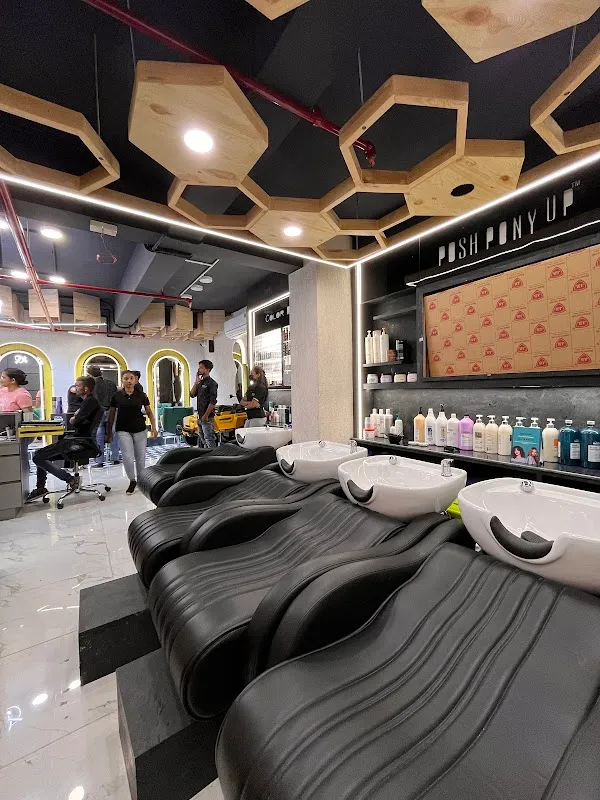Posh PonyUp Salon (Madhyamgram)