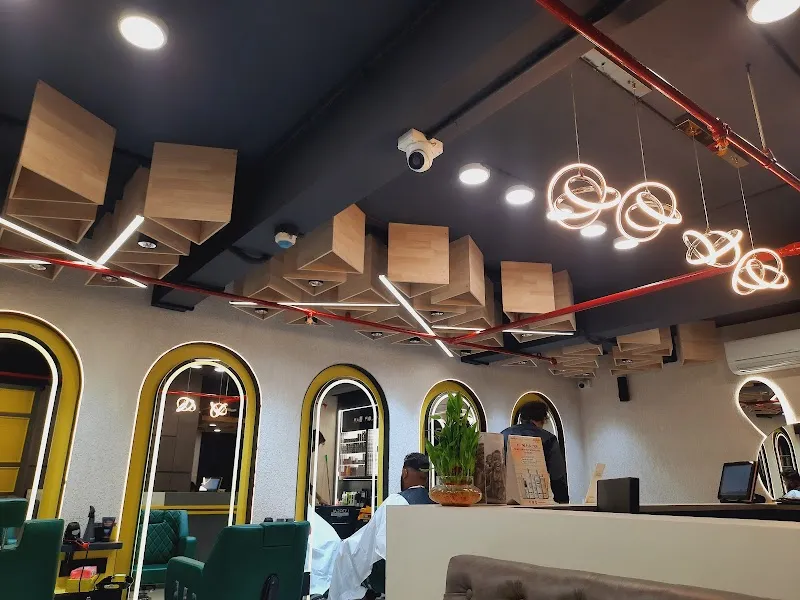 Posh PonyUp Salon (Madhyamgram)