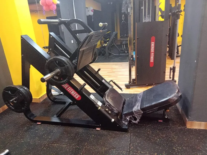 Akhada Unisex Fitness Zone