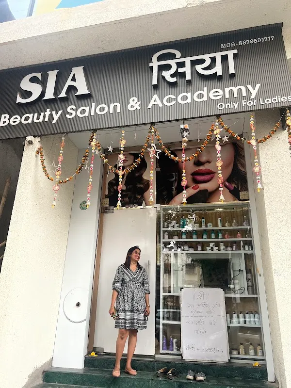 Sia Beauty Salon & Academy | Beauty Salon in Charai | Nail Art in Charai | Makeup artist in Charai | Hairdresser in Thane