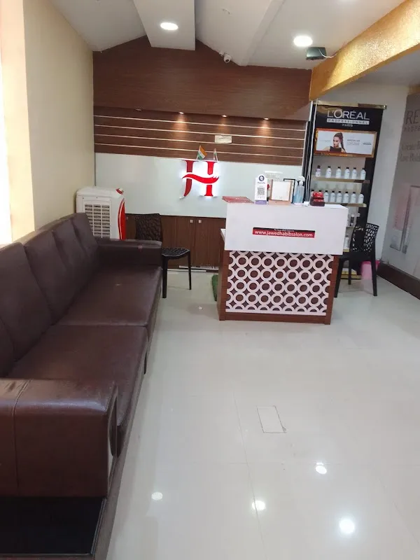 Jawed Habib Hair and Beauty salon, Miyapur Branch