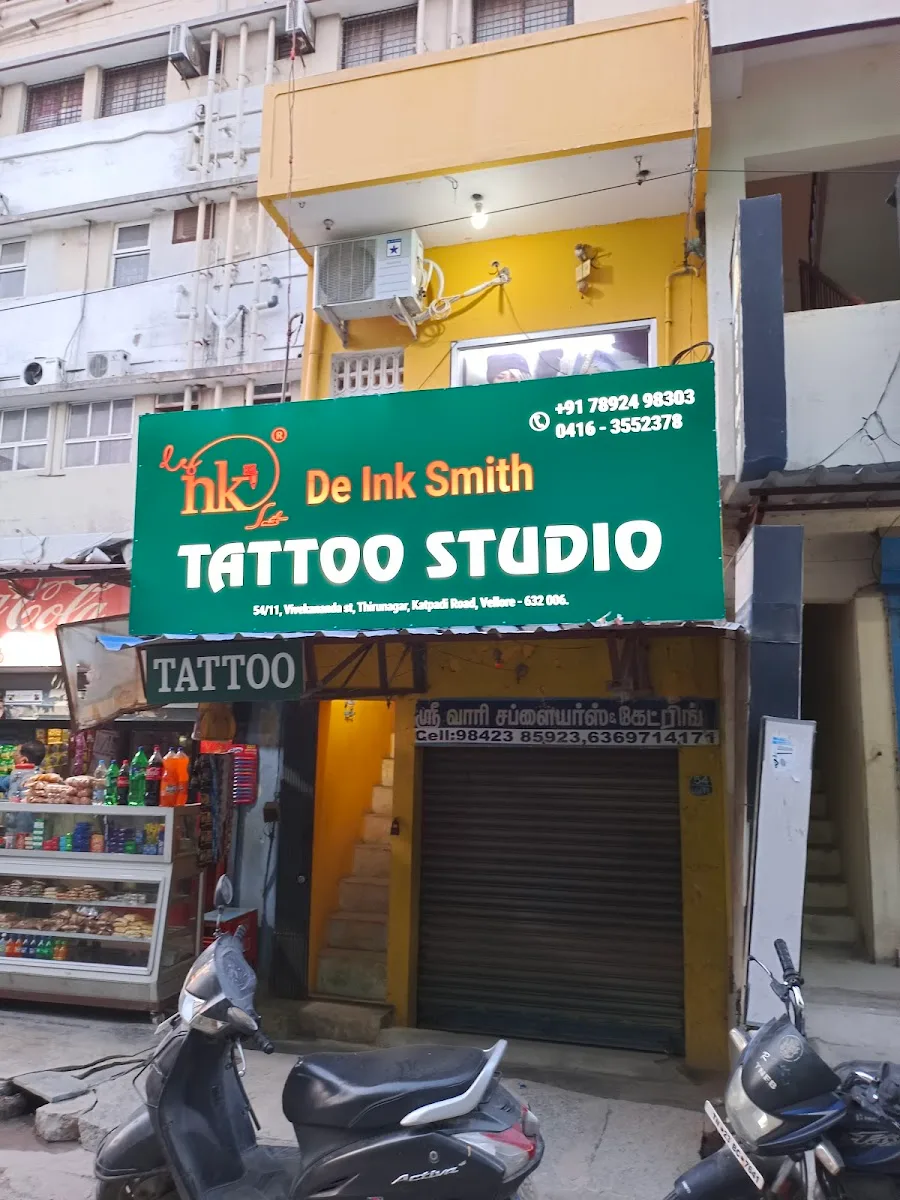 De INK SMITH Tattoo Shop in Vellore