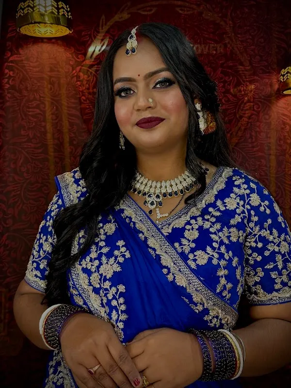 Rinkuz makeup studio academy & saloon