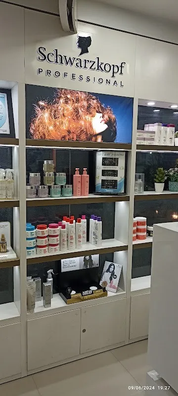 Naturals Salon and Spa Saheed Nagar