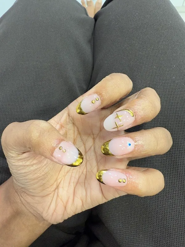 Naturals Salon and Spa Saheed Nagar