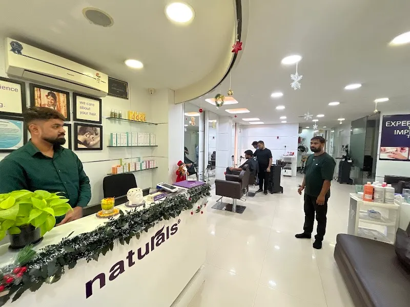 Naturals Salon and Spa Saheed Nagar