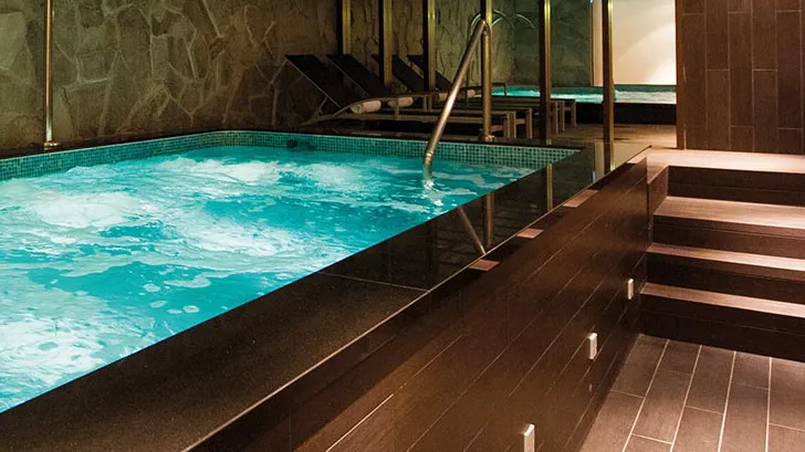 SPA CLUB AT BEACH ROAD