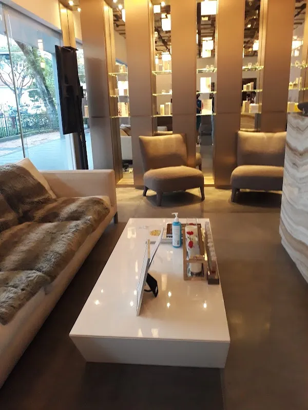 SPA CLUB AT BEACH ROAD