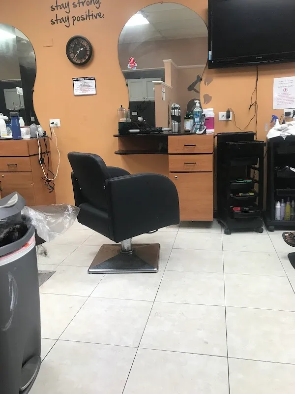 Mayra's Beauty & Dominican Salon