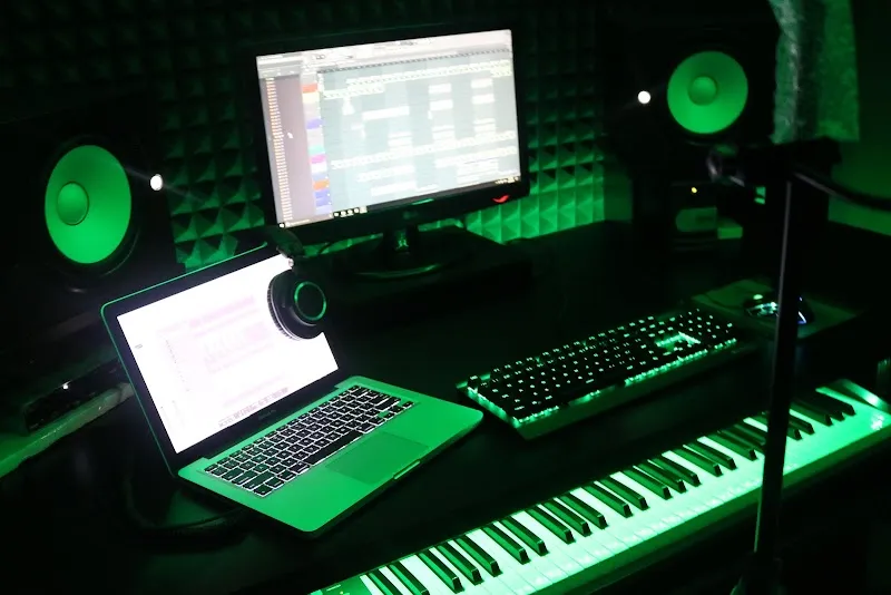 SL World Music Studio - Recording Studio in South Delhi