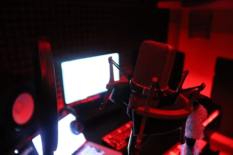 SL World Music Studio - Recording Studio in South Delhi