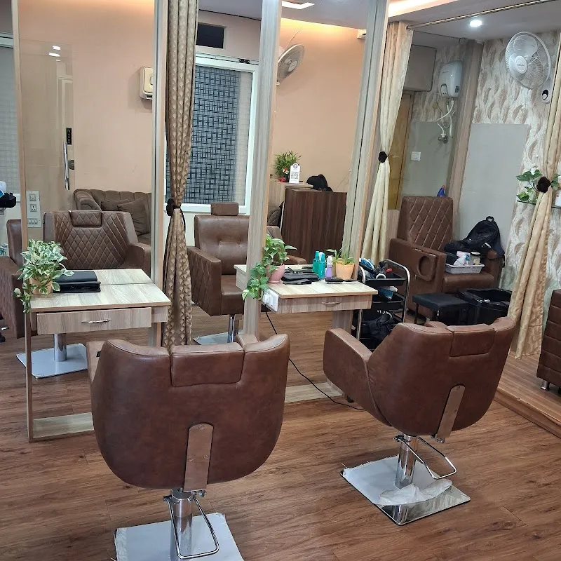 Beauty blend family saloon