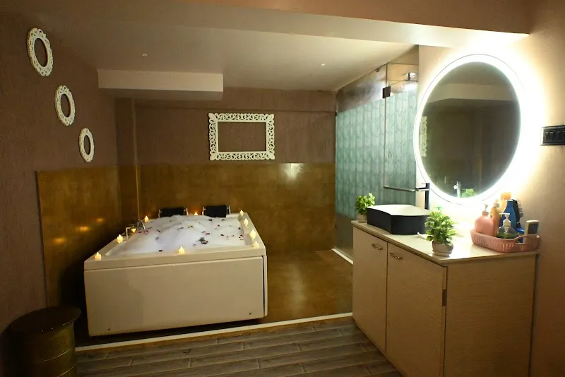 Spa Berry (Spa In Vashi)