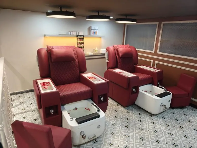 Habibs Hair and Beauty Salon Kalyan Khadakpada