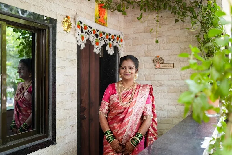 Foto Junction in Thane Shoot Pre-wedding & Wedding, Engagement, Maternity, Baby shoot, Birthday Photographers in Thane.
