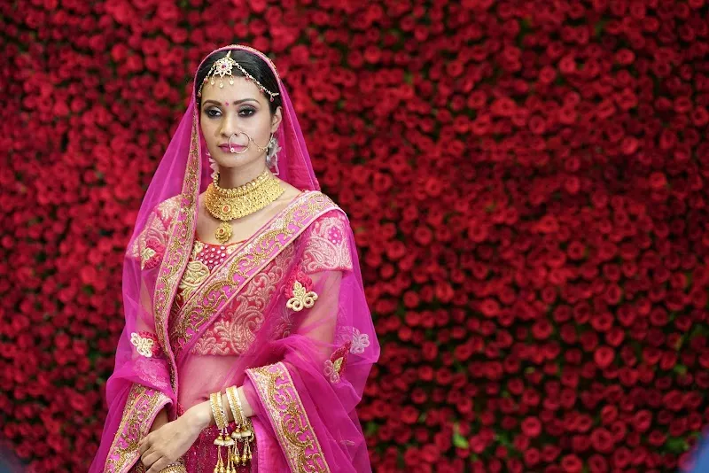 Foto Junction in Thane Shoot Pre-wedding & Wedding, Engagement, Maternity, Baby shoot, Birthday Photographers in Thane.