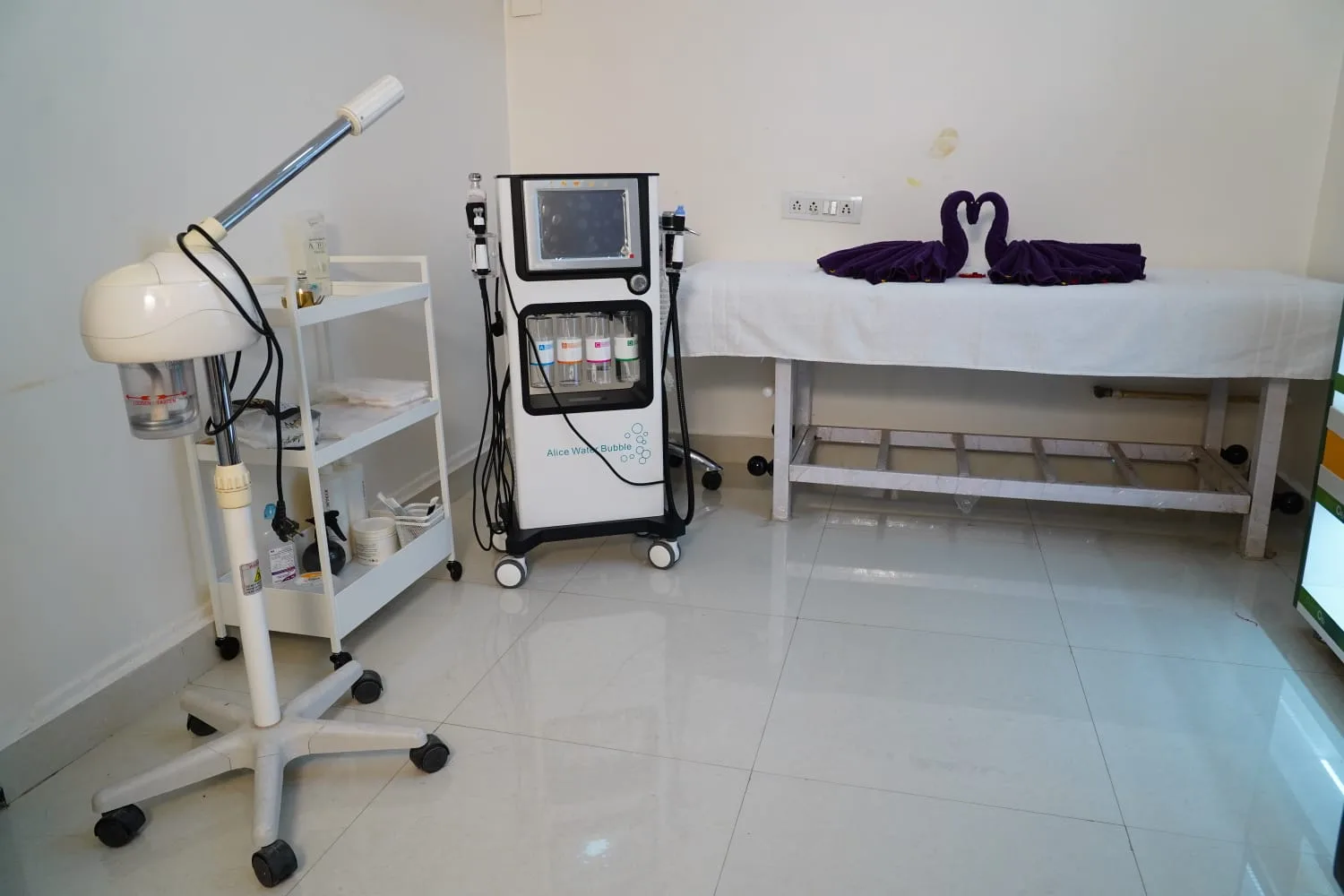 Sneha Hair, Beauty & Academy