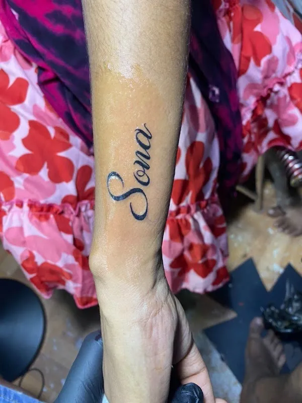 Avenue Tattoo Studio