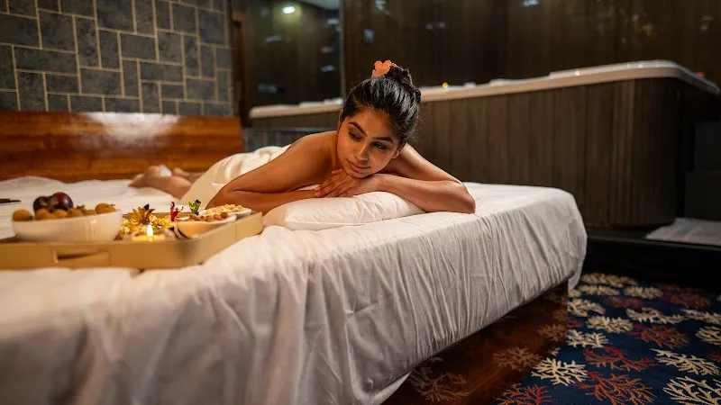 Apple International Spa