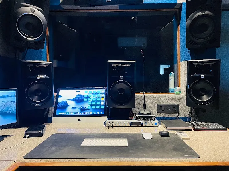 Music Paradize Studio - Music Recording Studio & Sound Engineering Institute