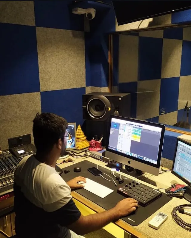 Music Paradize Studio - Music Recording Studio & Sound Engineering Institute