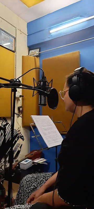 Mixtape Recording Studio & Music Hub, Jamming