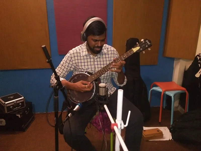 Mixtape Recording Studio & Music Hub, Jamming