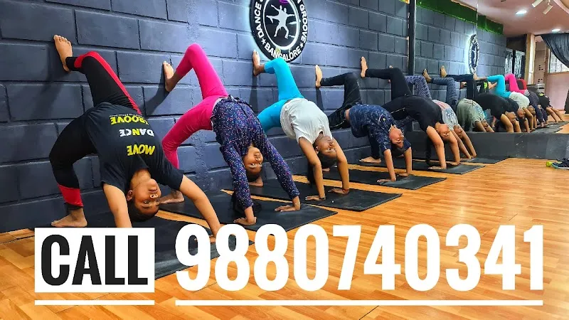 Dance Studio Move N Groove