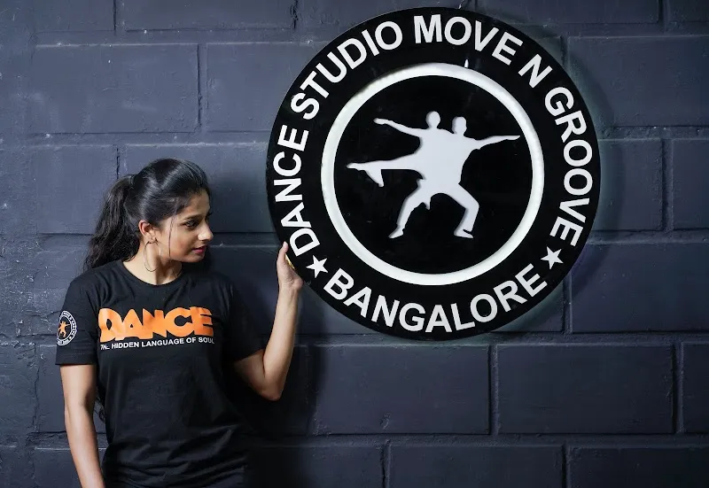 Dance Studio Move N Groove