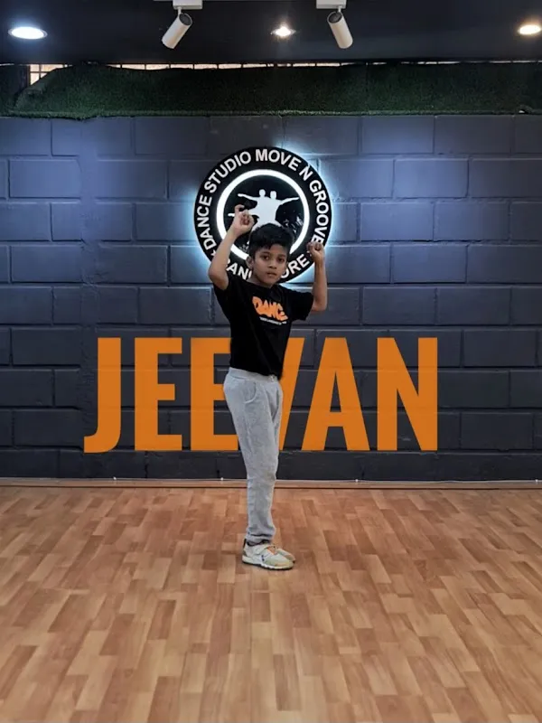 Dance Studio Move N Groove