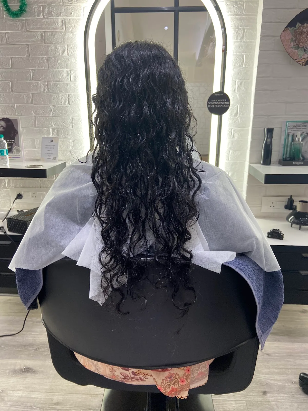 LYS Salon & Spa (Love your soul) : Best unisex Salon Near palladium Lower Parel