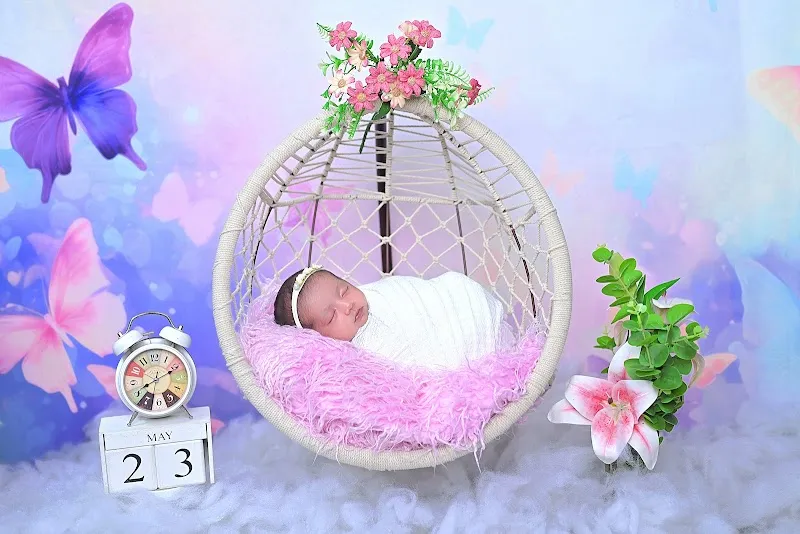 Kaarvi Maternity & New Born Baby studio
