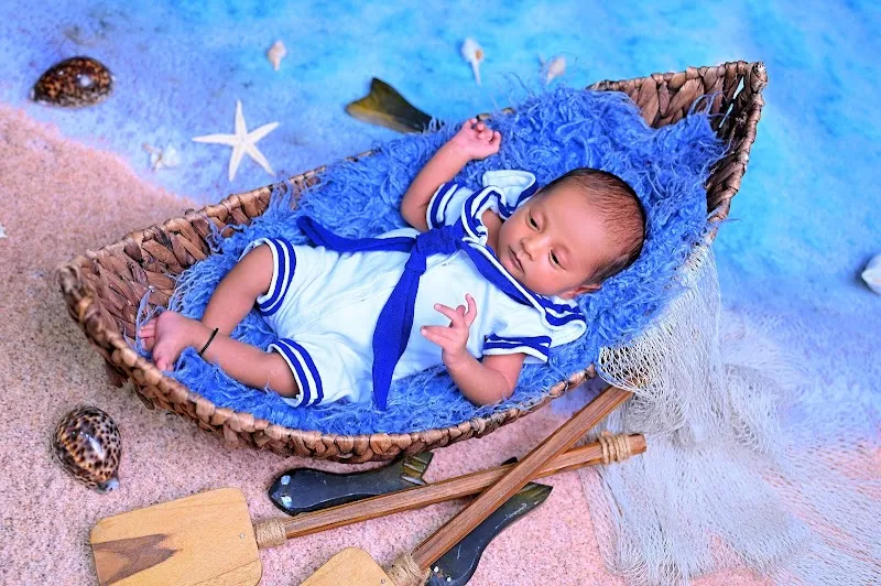 Kaarvi Maternity & New Born Baby studio
