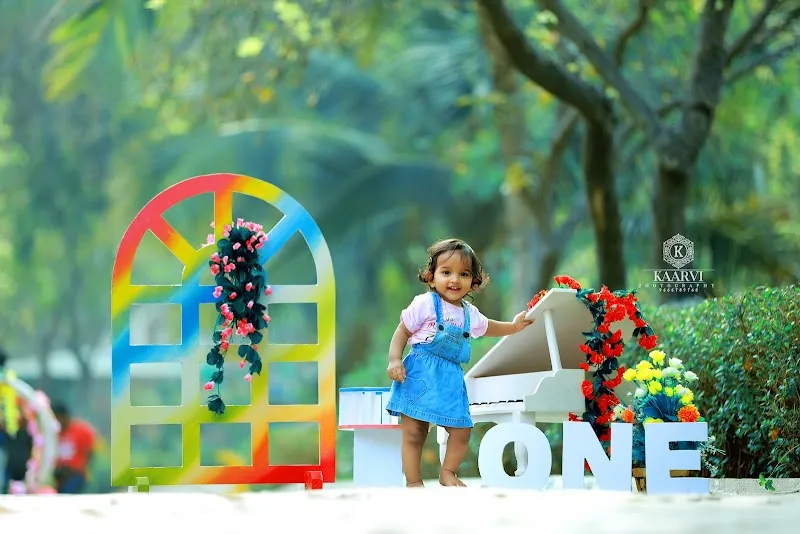 Kaarvi Maternity & New Born Baby studio