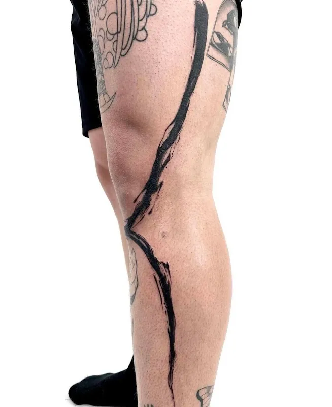 Singulier Tattoo