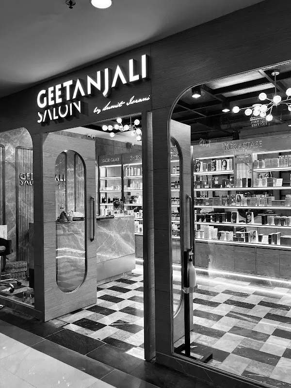 Geetanjali Salon - Select Citywalk Mall, New Delhi