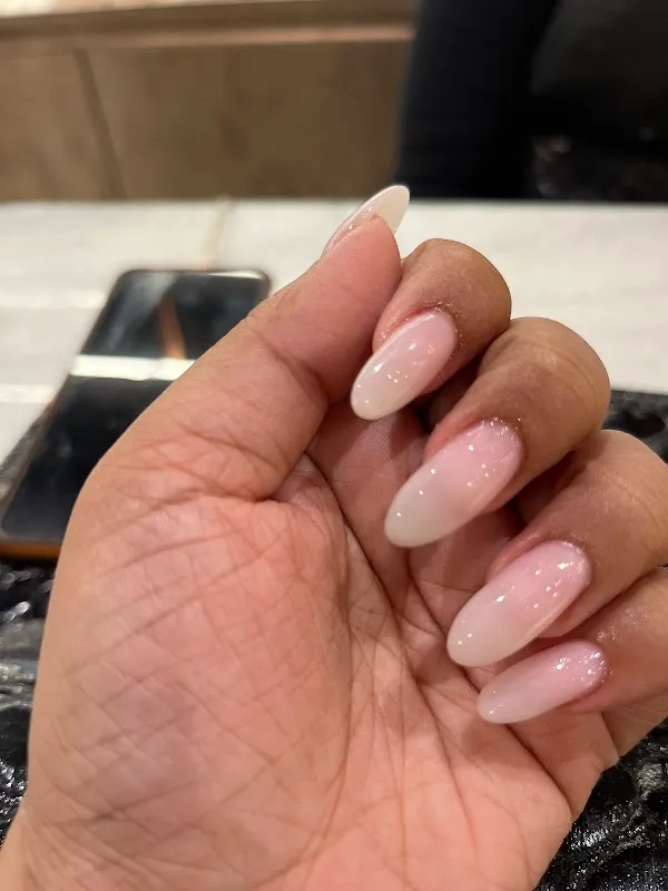 Geetanjali Salon - Select Citywalk Mall, New Delhi