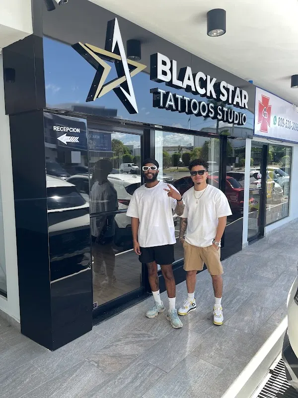 Black Star Tattoos Studio
