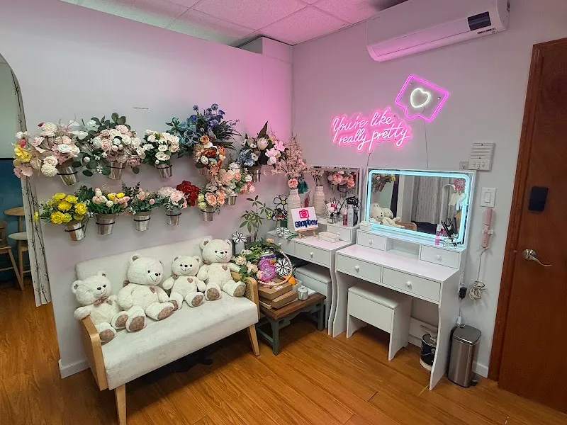 Snap Box | Self-portrait studio, 셀프사진관 플러싱 뉴욕