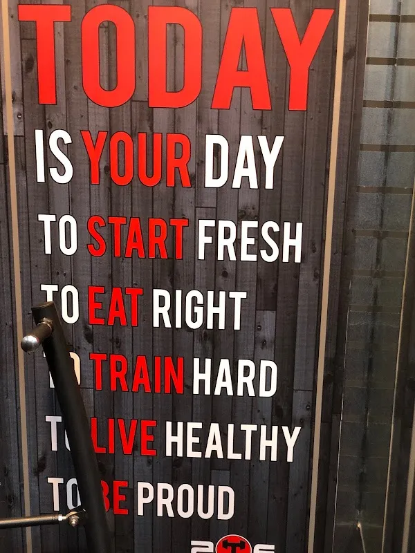 2 THE FIT STUDIO