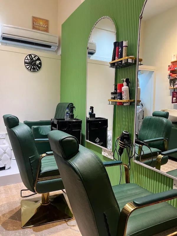 KS Aura Unisex Salon | Beauty Salon in Thane | Makeup Artist in Thane | Nail Salon in Thane | Hairdresser in Thane