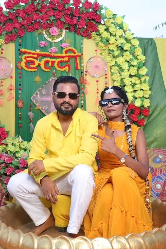 Roshan Studio