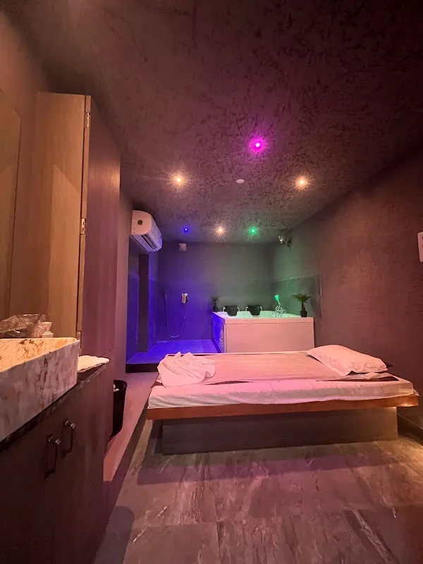 Zaara Spa In Miraroad